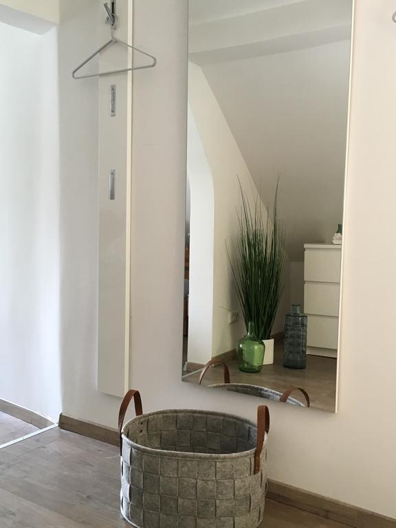 Ferienhaus Zur Mainpforte ไมนซ์ ภายนอก รูปภาพ